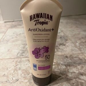 Hawaiian Tropic AntiOxidant+ Sunscreen Lotion SPF 50